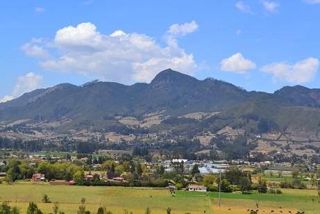 paisaje montañoso de Tabio, uno de los municipios cercanos a Bogotá ideales para vivir.