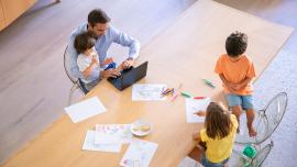 Espacios compartidos para el estudio y el trabajo en casa.
