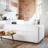 vista de cocina y sala minimalista en apartamento tipo loft