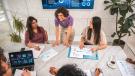 Equipo Coninsa tomando decisiones basados en los datos